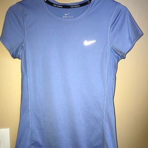 Athletic shirt
